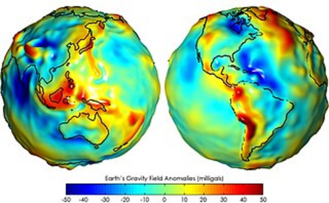 Modelagem de anomalias de gravidade em dois globos - as Américas e a Ásia-Oceania