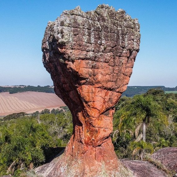 Formação rochosa no Parque Nacional de Vila Velha